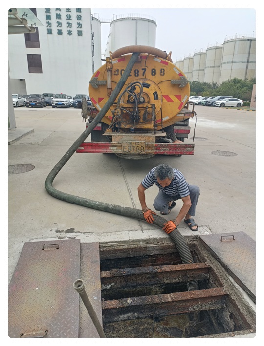 开江隔油池清掏