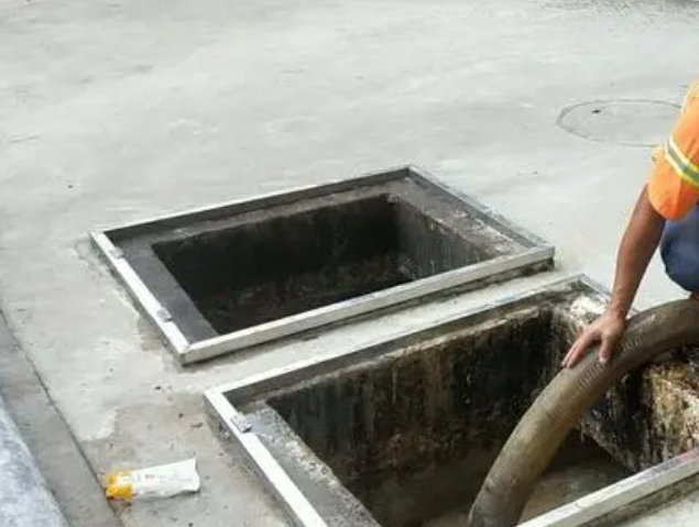 开江化粪池清理
